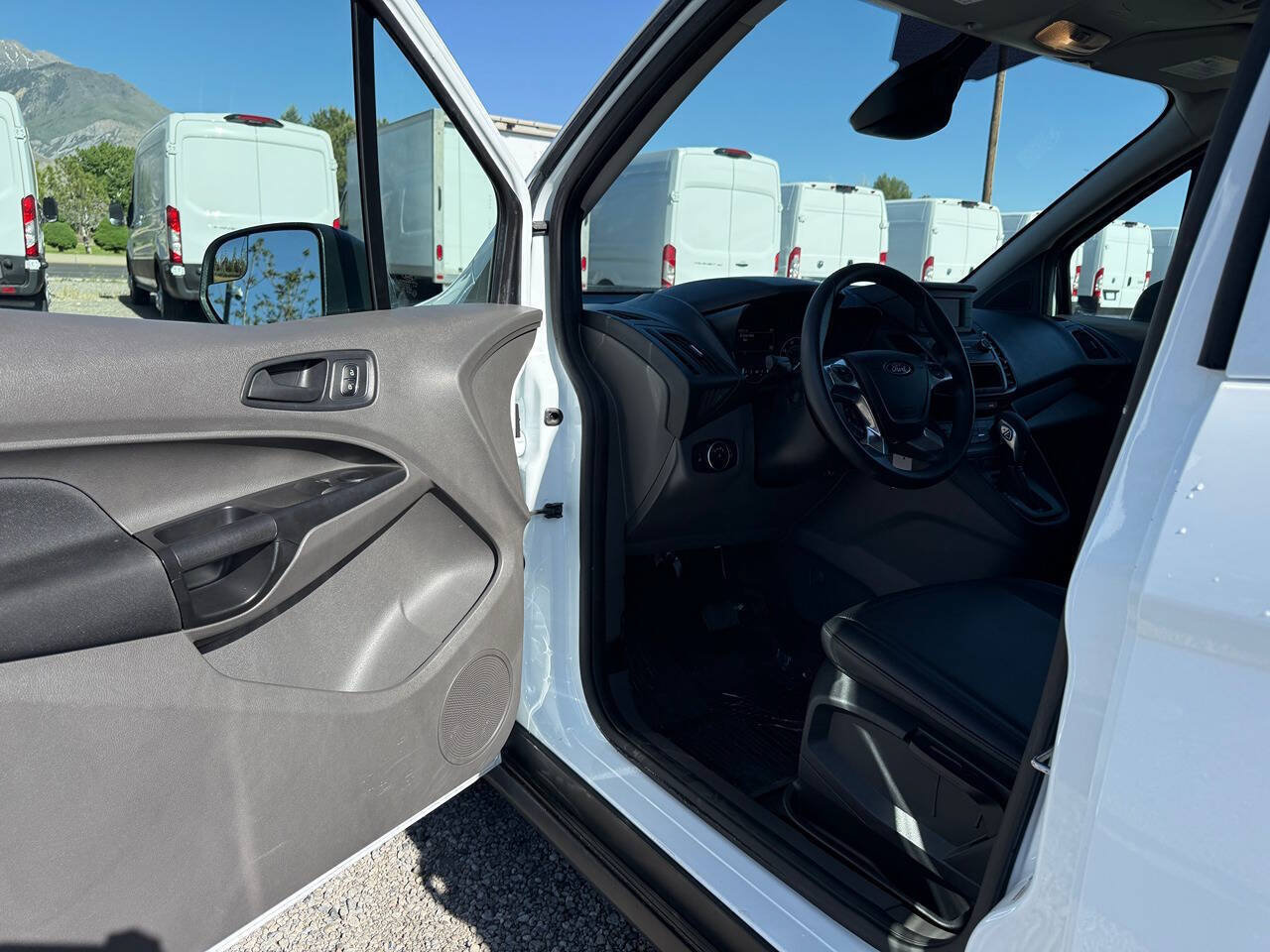 Used 2020 Ford Transit Connect XL FWD image 13