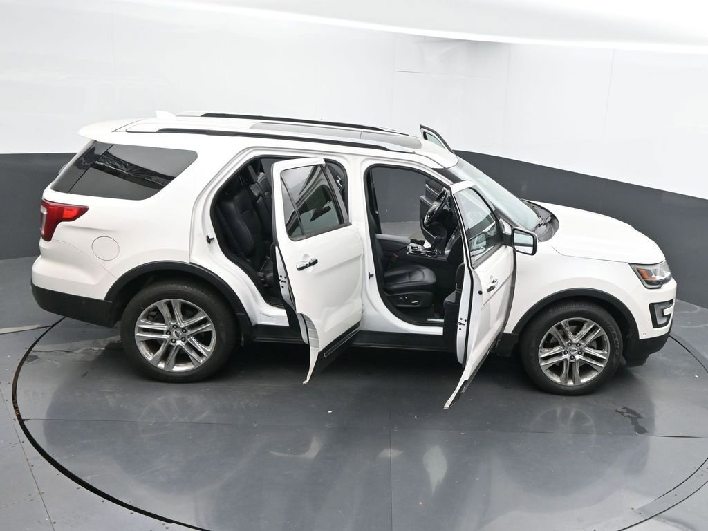 Used 2017 Ford Explorer Limited w/ Equipment Group 301A image 71