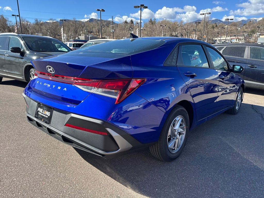 Certified 2026 Hyundai Elantra SE image 11
