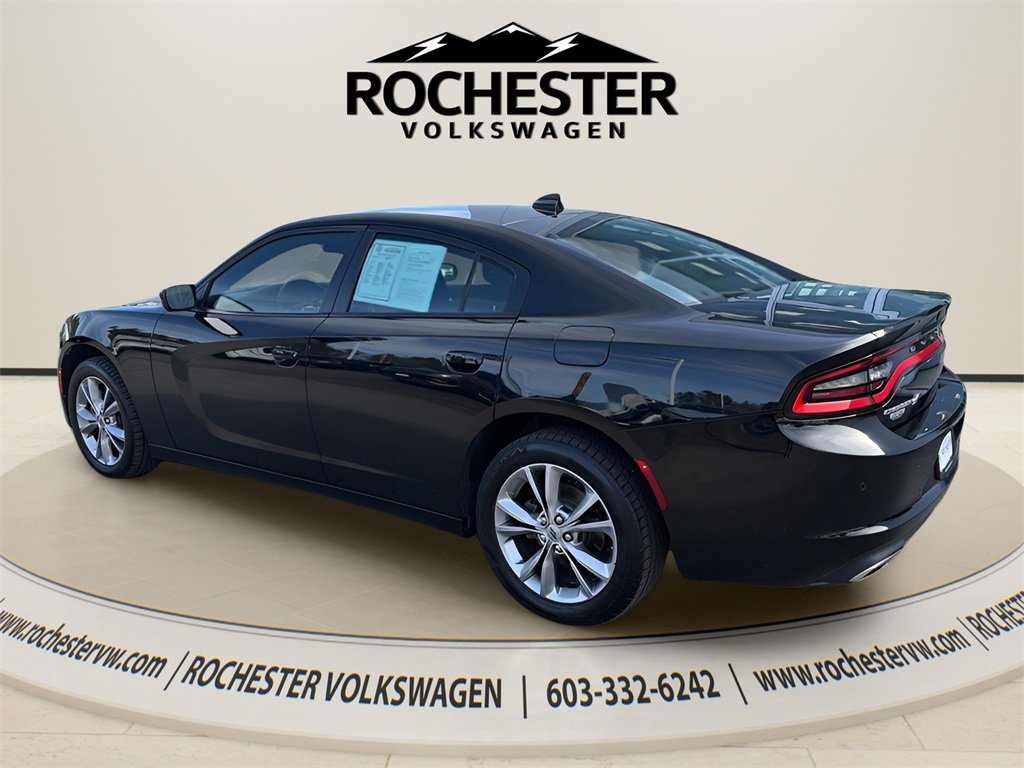 Used 2022 Dodge Charger SXT w/ Cold Weather Package image 4