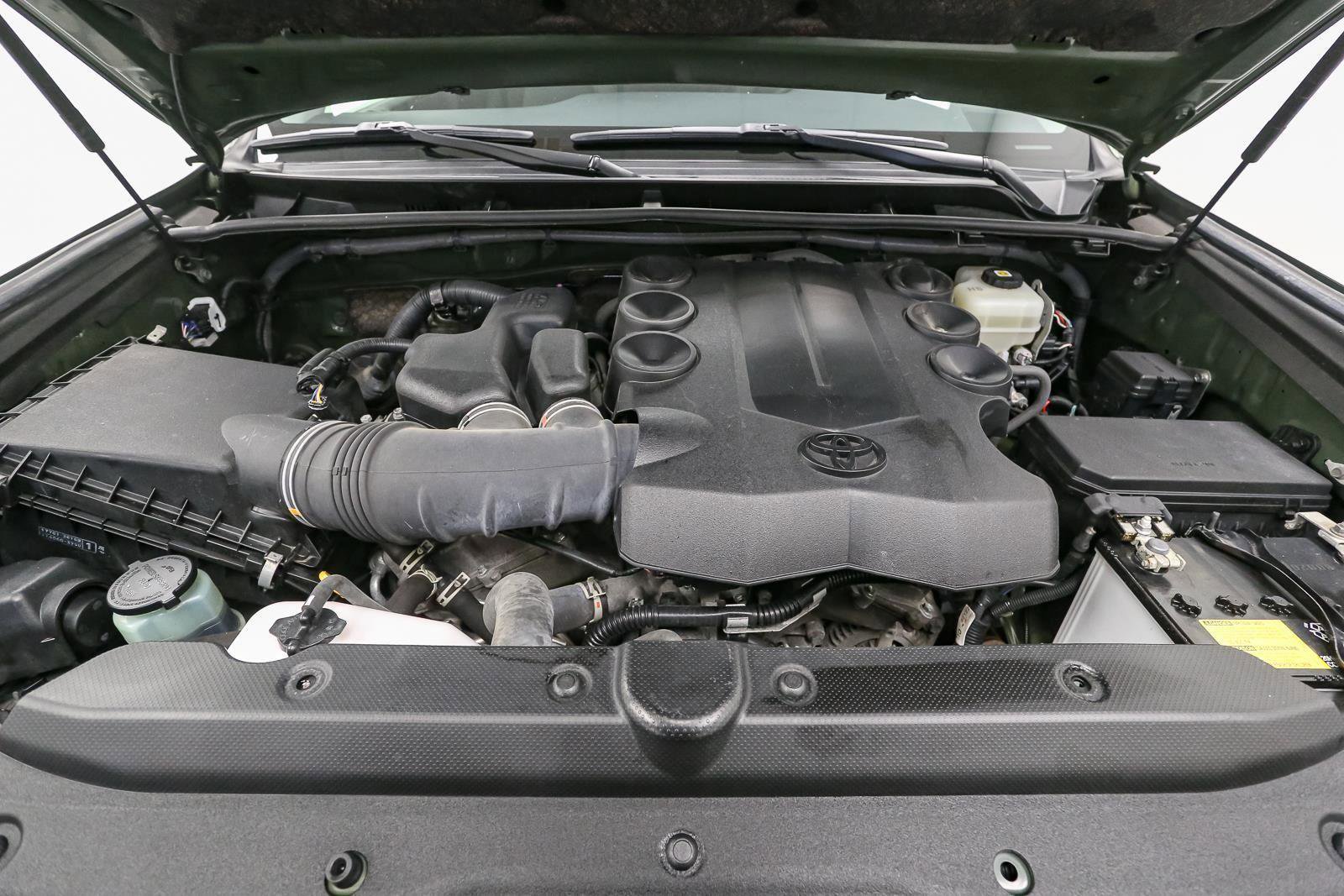 Used 2022 Toyota 4Runner Limited image 13