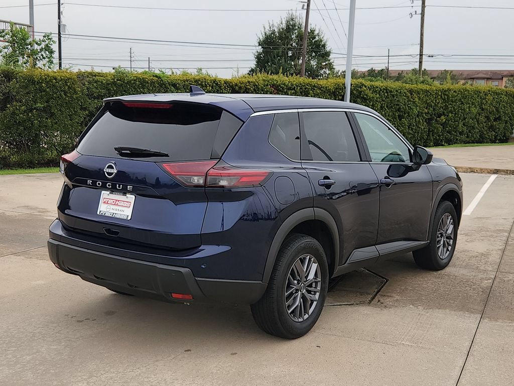 Used 2026 Nissan Rogue SV FWD image 5