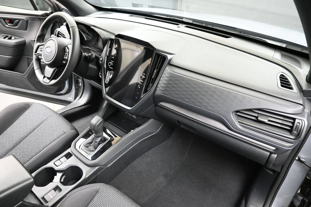 Certified 2025 Subaru Forester Premium AWD/4WD image 13