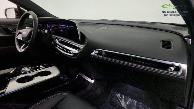 Used 2024 Cadillac Lyriq Tech w/ Driver Assist Package AWD/4WD image 35