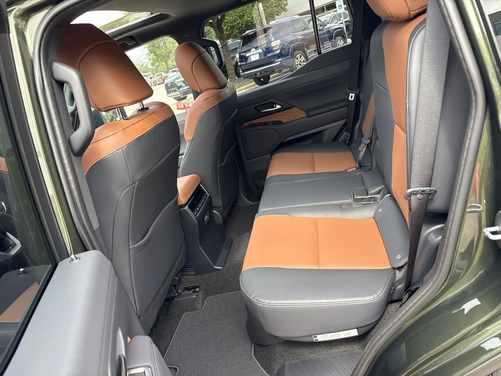 Certified 2026 Lexus GX 550 w/ Accessory Package (2T) AWD/4WD image 20