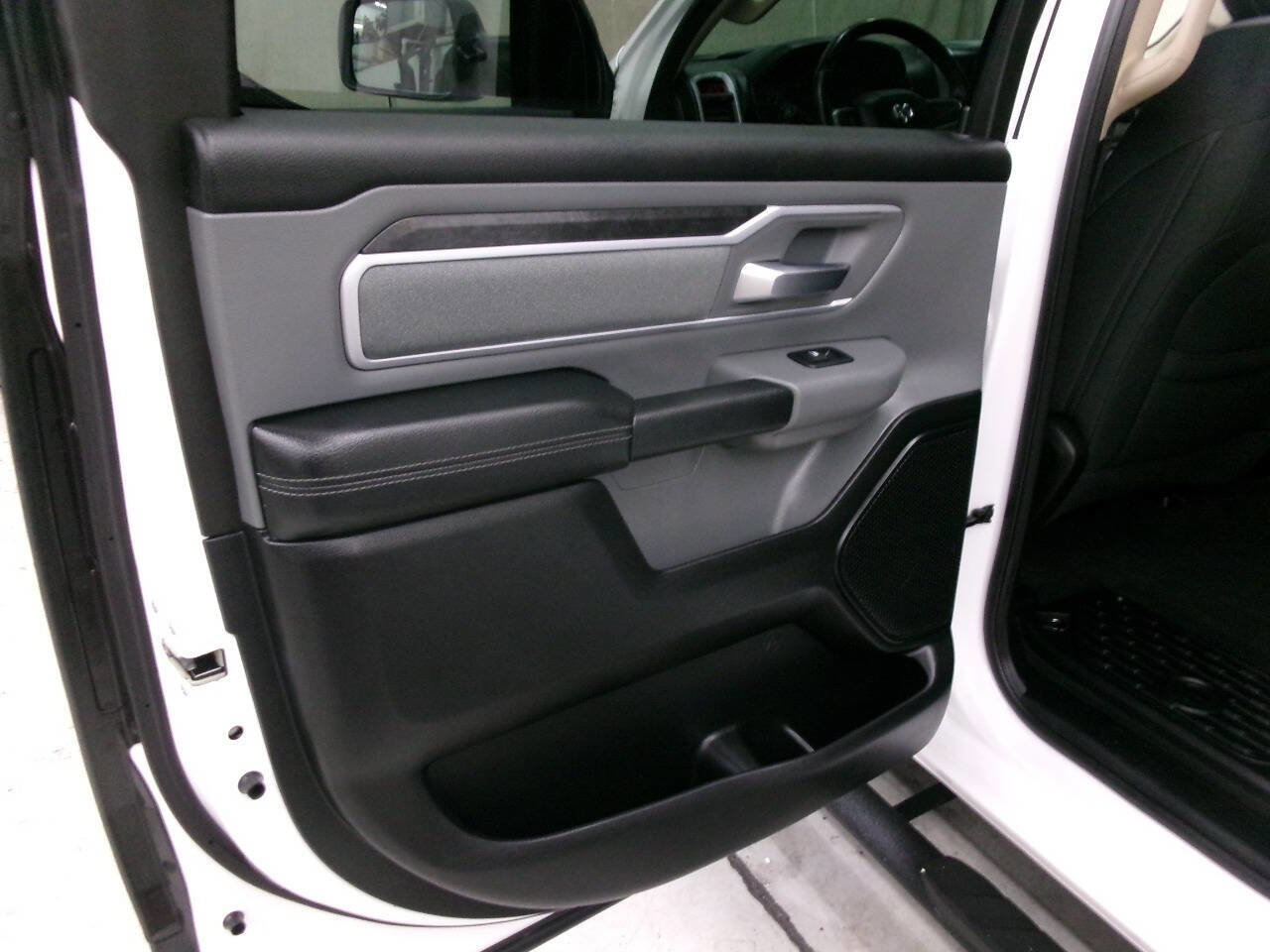 Used 2020 RAM 1500 Big Horn image 30