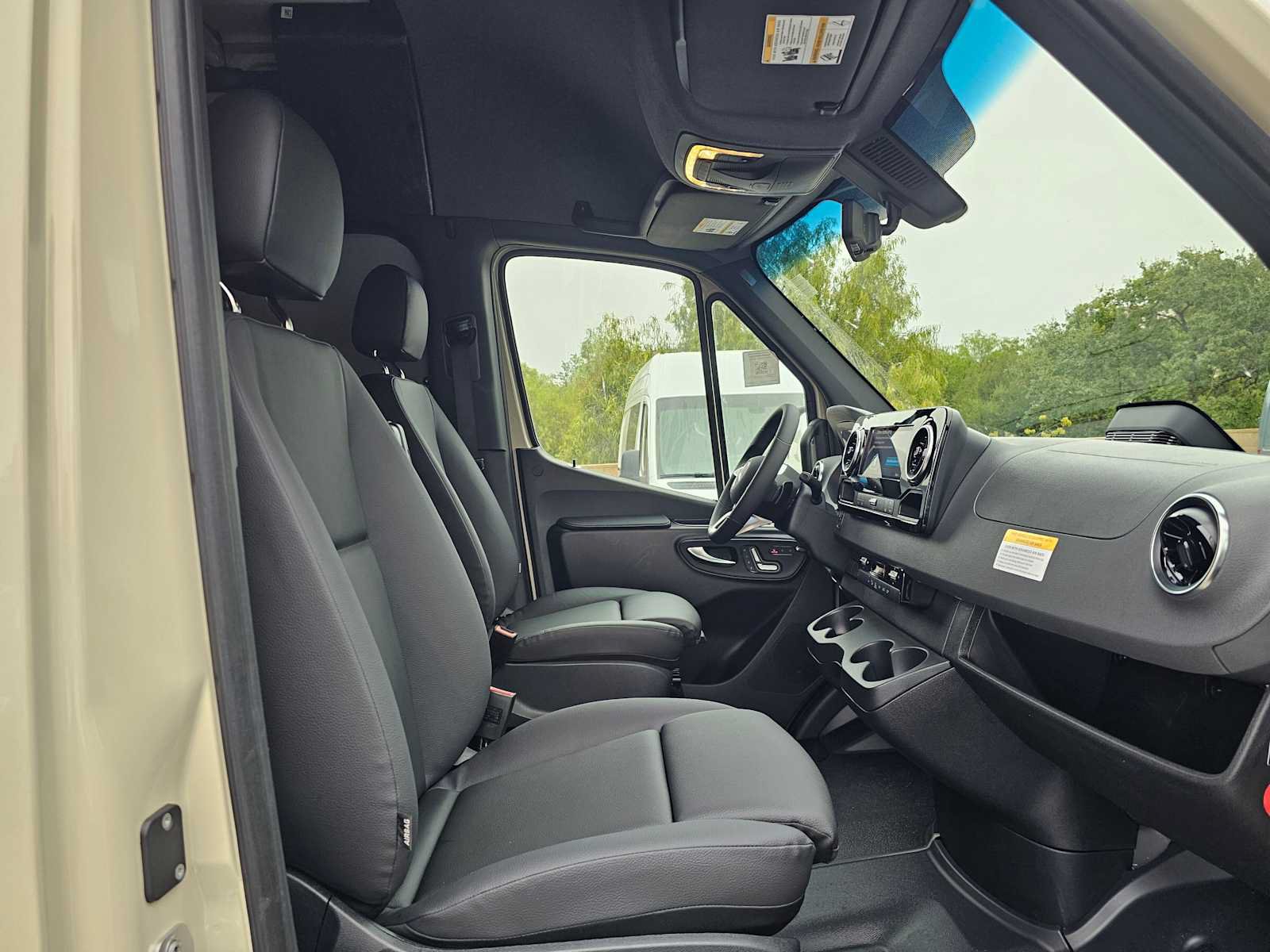 New 2026 Mercedes-Benz Sprinter 2500 image 10