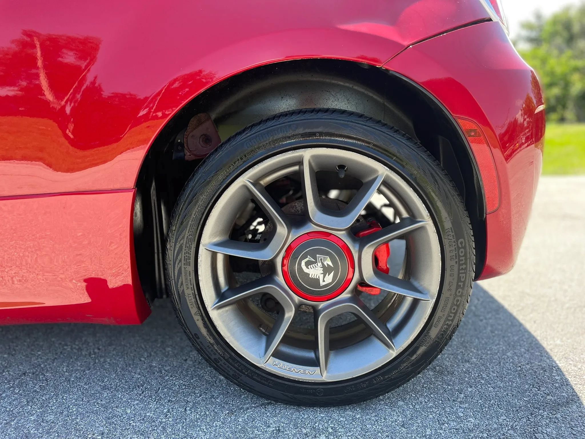 Used 2015 FIAT 500 Abarth FWD image 11
