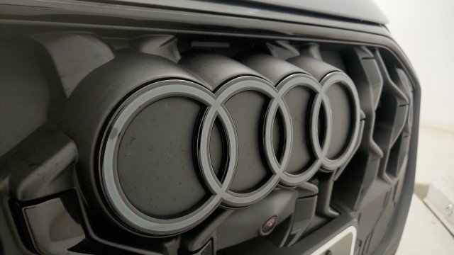 Used 2026 Audi SQ5 Premium Plus AWD/4WD image 33
