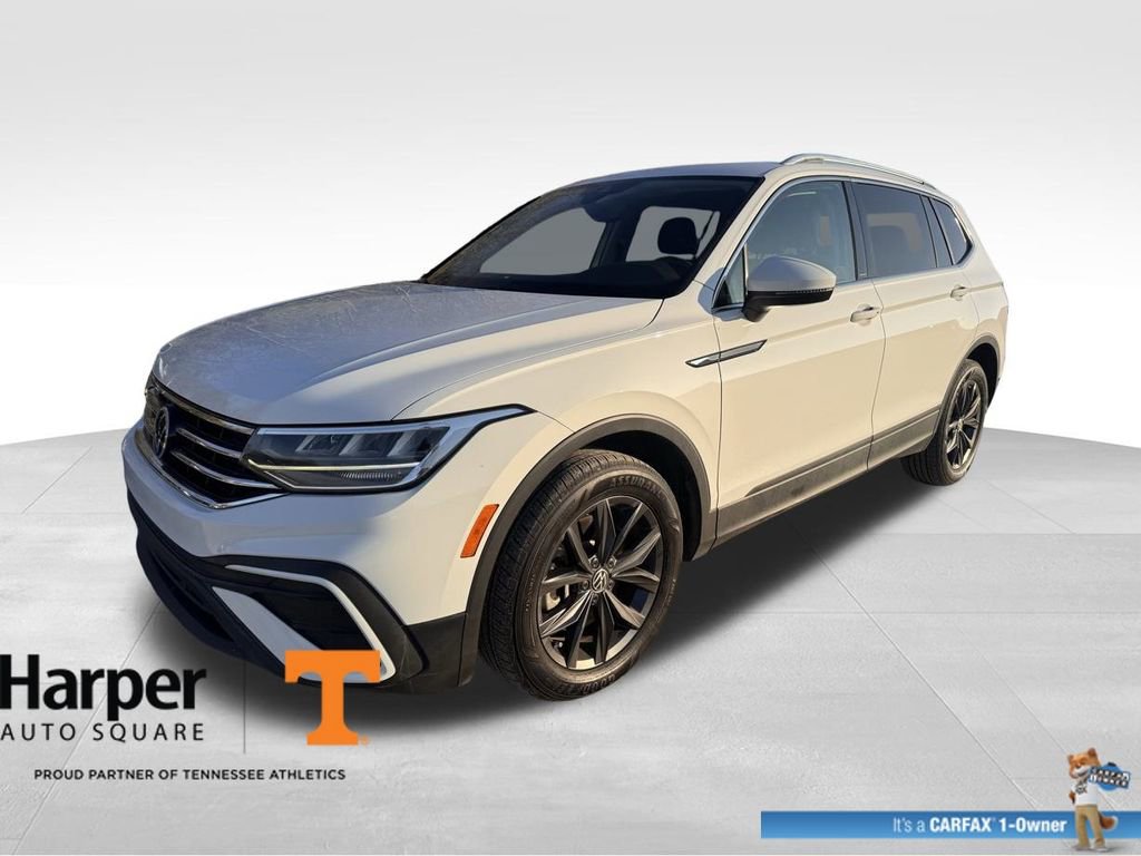 Used 2022 Volkswagen Tiguan SE w/ Panoramic Sunroof Package