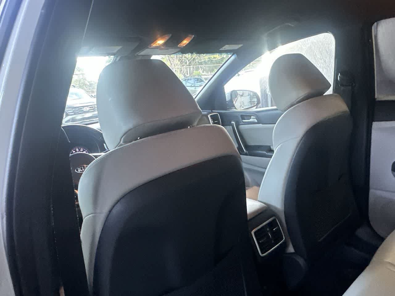 Used 2020 Kia Sportage S FWD image 23