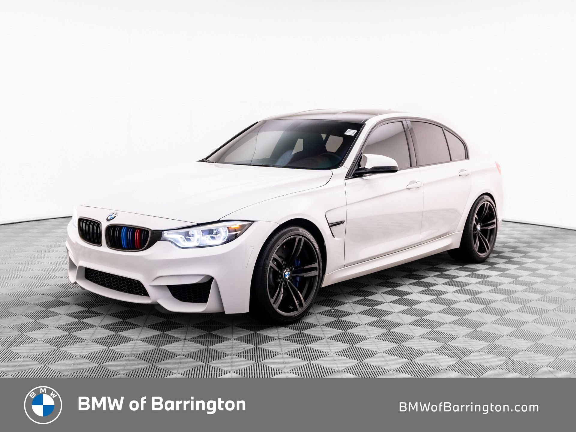 Used 2018 BMW M3 RWD image 1