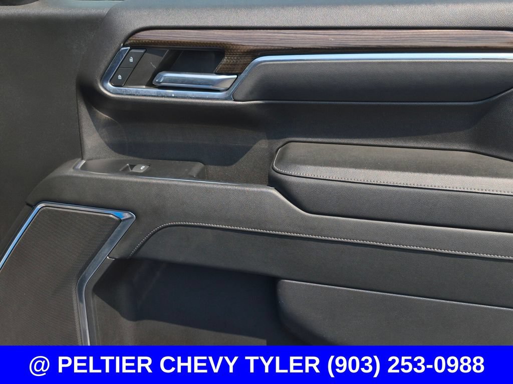 Used 2023 Chevrolet Silverado 1500 RST AWD/4WD image 14