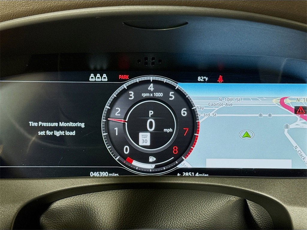 Used 2019 Jaguar F-PACE Prestige image 10