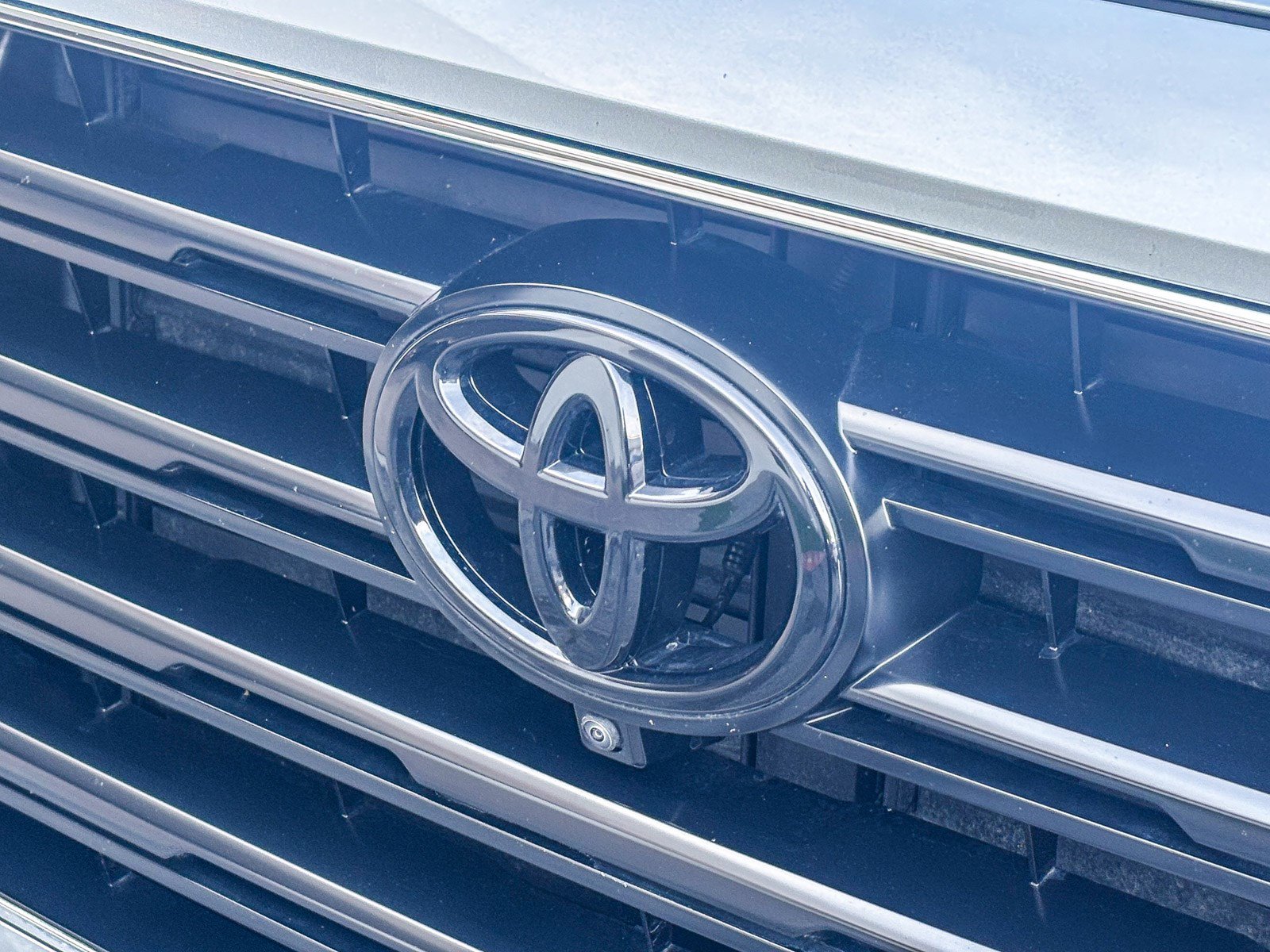 Certified 2025 Toyota Sequoia Limited w/ TRD Off-Road Package image 10