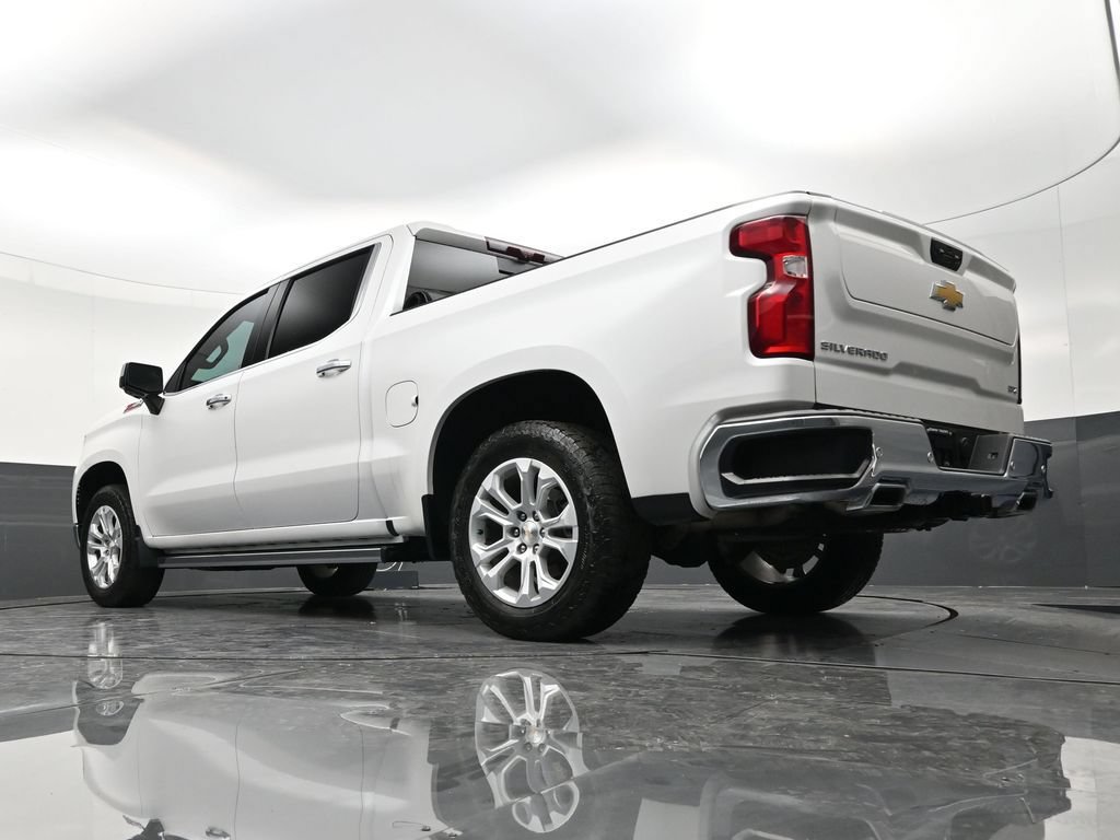 Used 2023 Chevrolet Silverado 1500 LTZ RWD image 21
