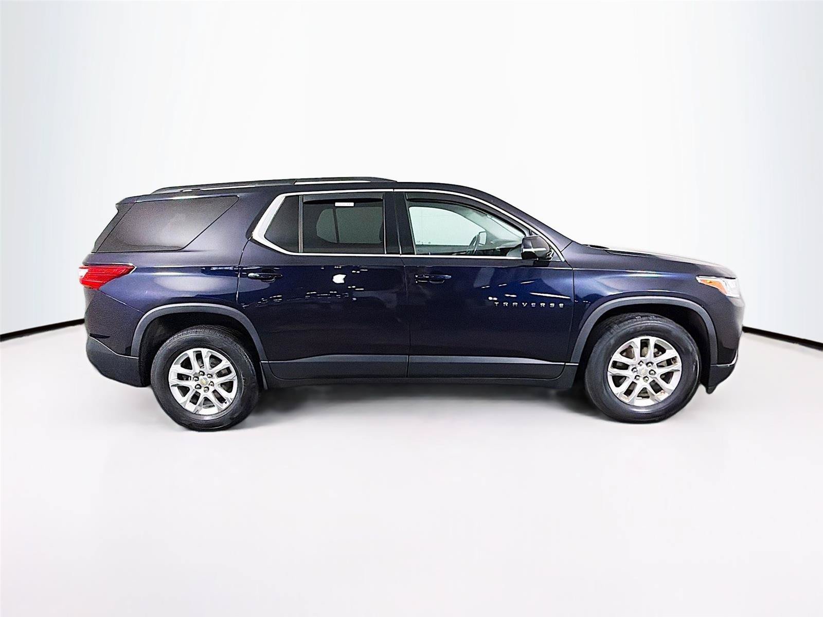 Used 2020 Chevrolet Traverse LT AWD/4WD image 12