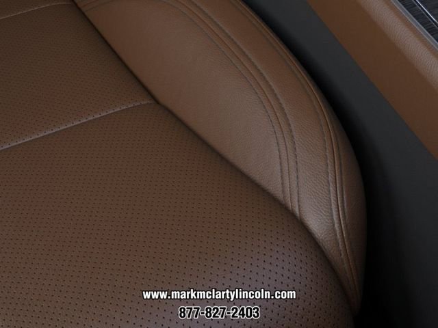 New 2026 Lincoln Aviator Reserve RWD image 16