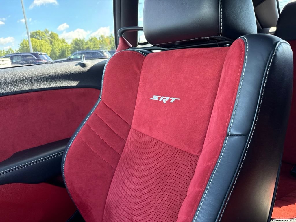 Used 2016 Dodge Challenger SRT Hellcat RWD image 27