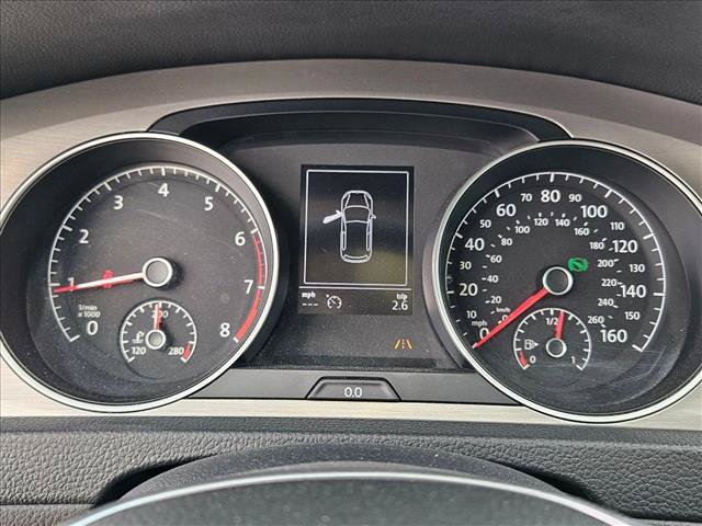 Used 2016 Volkswagen Golf SE w/ Lighting Package FWD image 11