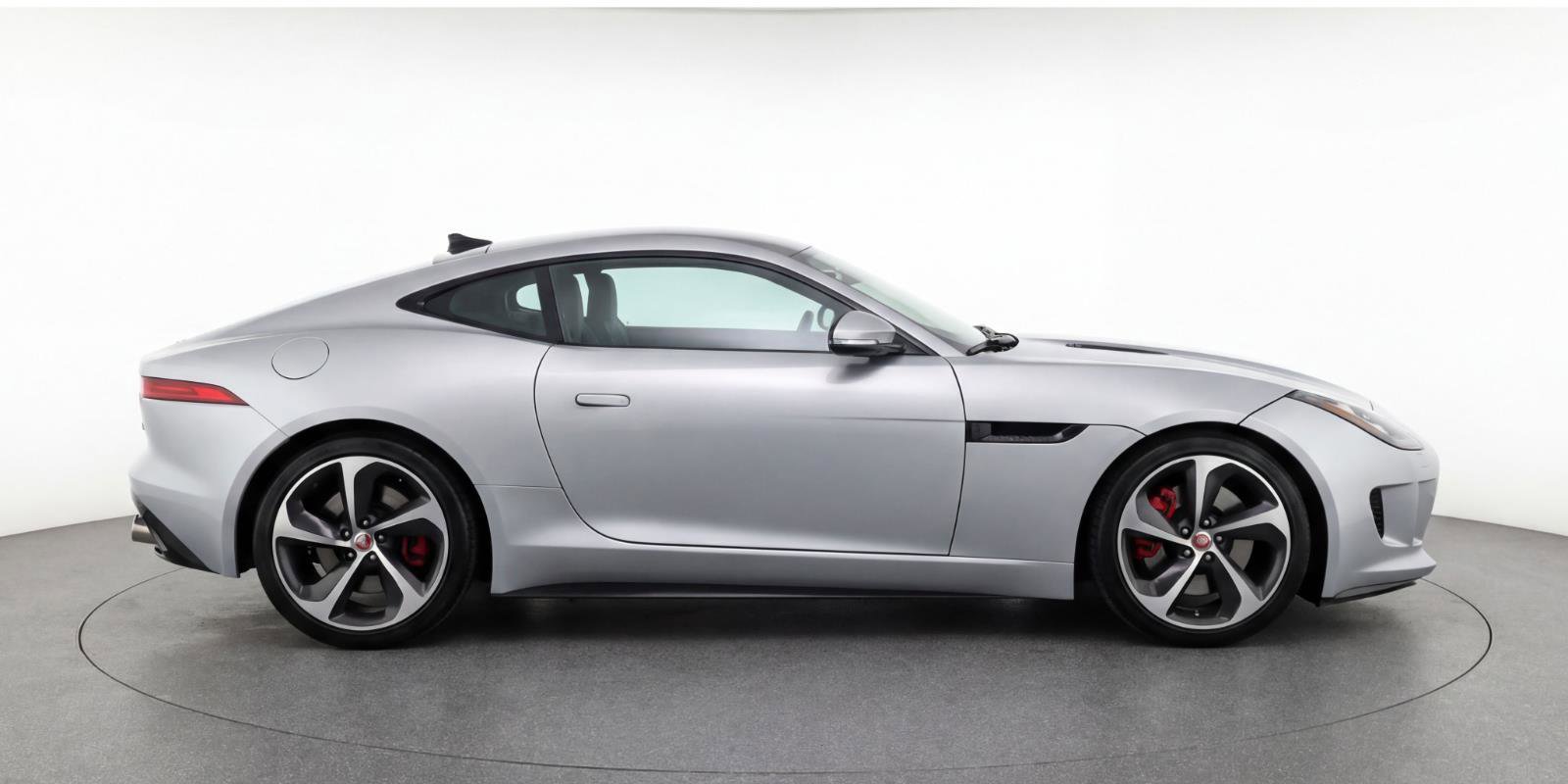 Used 2015 Jaguar F-TYPE S image 8