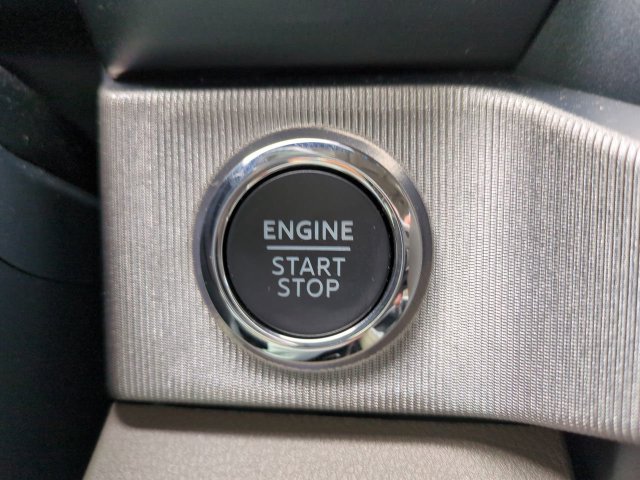 Used 2025 Ford F350 Platinum w/ Platinum Plus Package AWD/4WD image 31