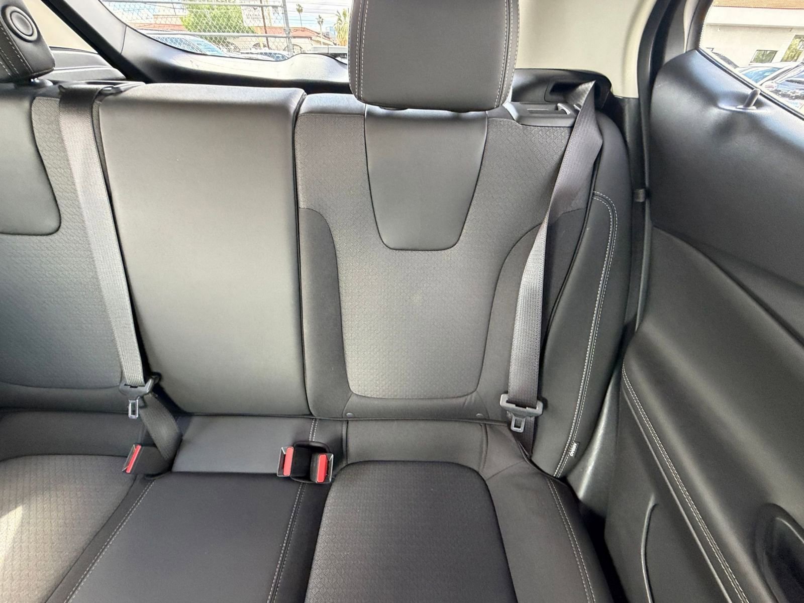 Used 2025 Buick Encore GX Preferred FWD image 36
