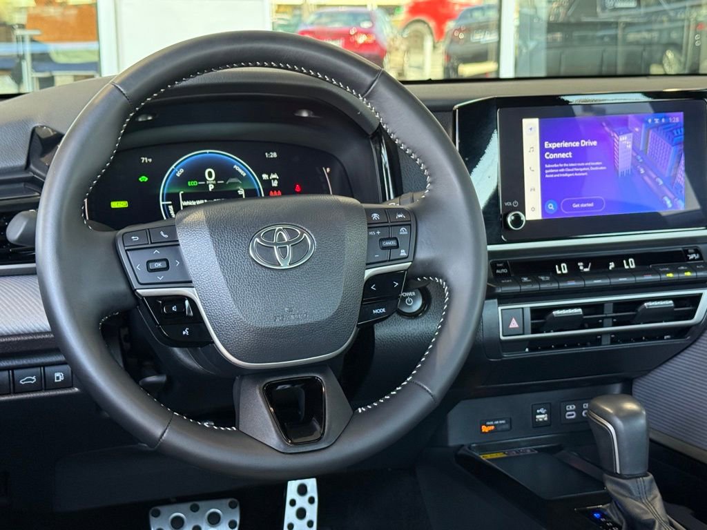 Certified 2025 Toyota Camry SE image 38