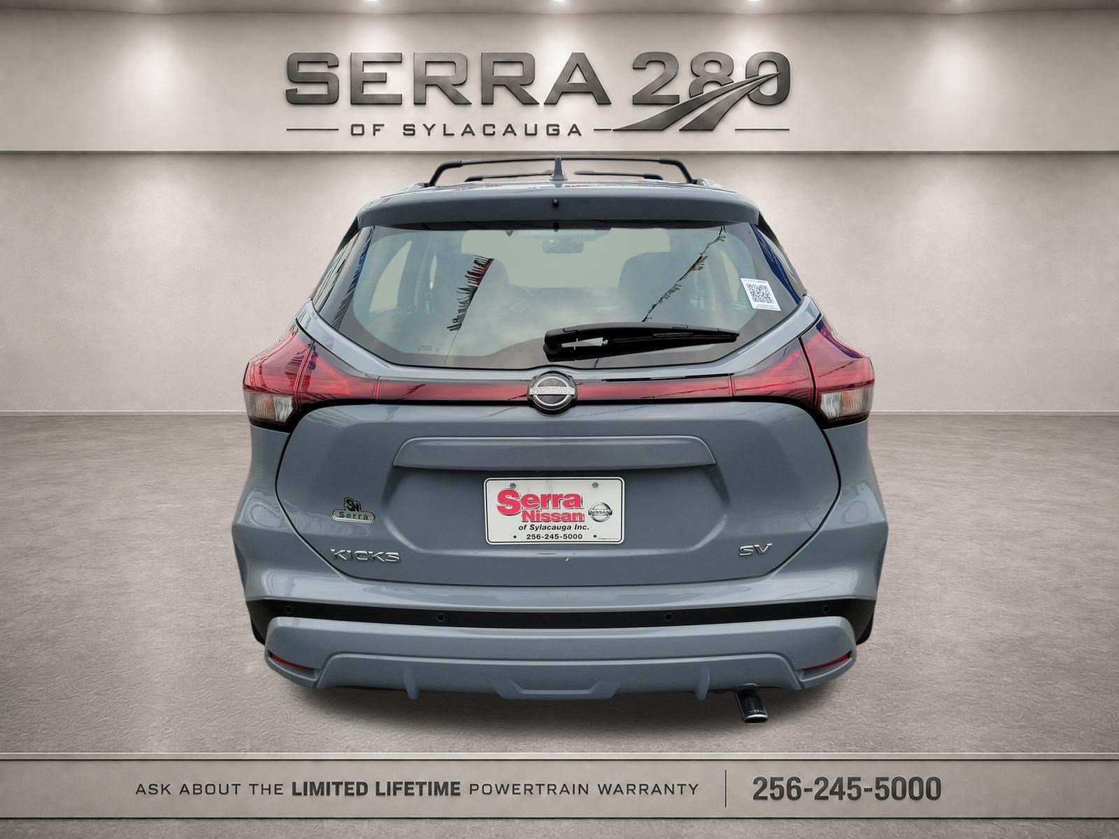 Used 2024 Nissan Kicks SV w/ Interior Electronics Package FWD image 6