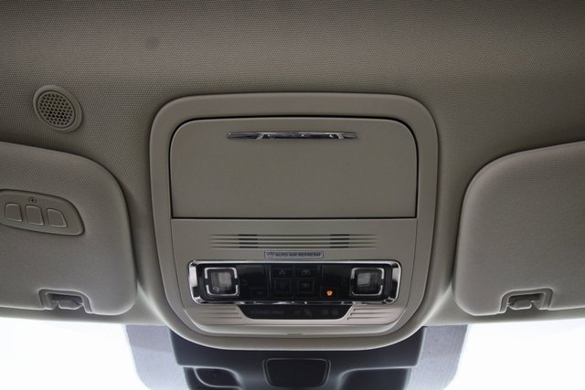 Used 2023 Lincoln Aviator Reserve w/ Equipment Group 201A image 15