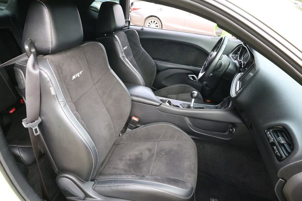 Used 2015 Dodge Challenger SRT w/ Technology Group image 24