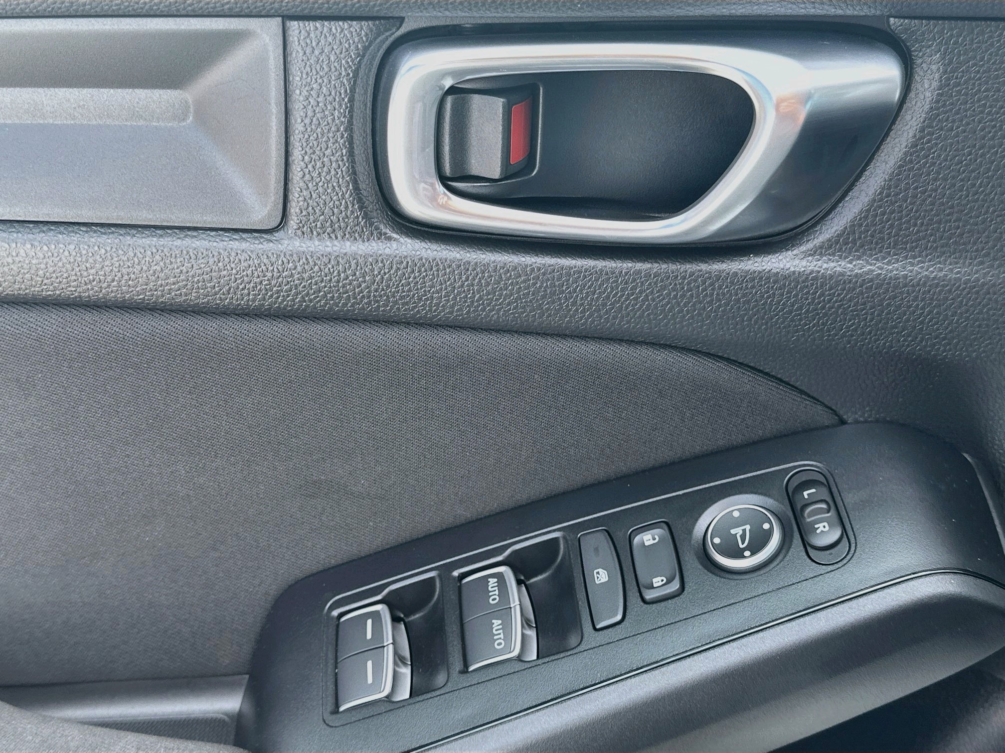 Used 2025 Honda Civic Sport image 15