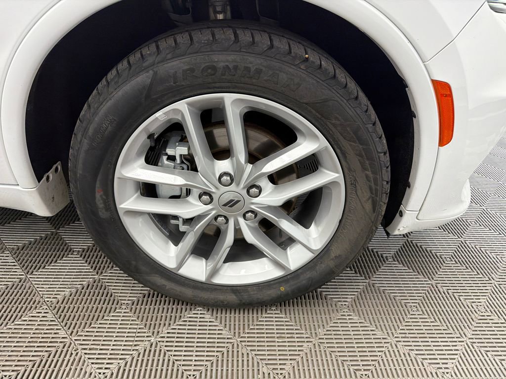 Used 2024 Dodge Durango GT RWD image 13