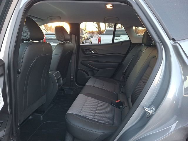 Certified 2025 Chevrolet Trax LT w/ Driver Confidence Package image 22