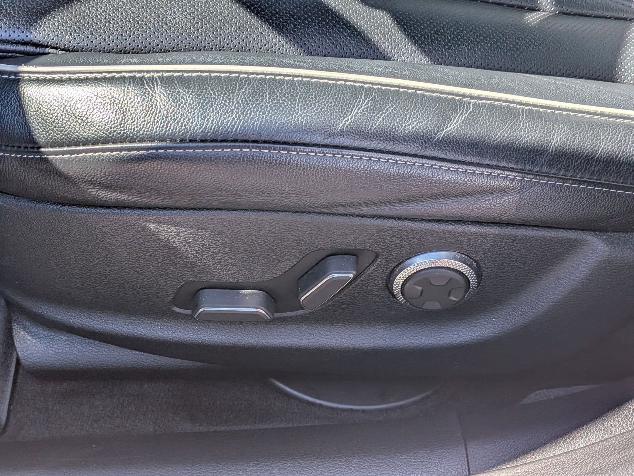 Used 2021 Genesis G80 3.5T RWD image 13