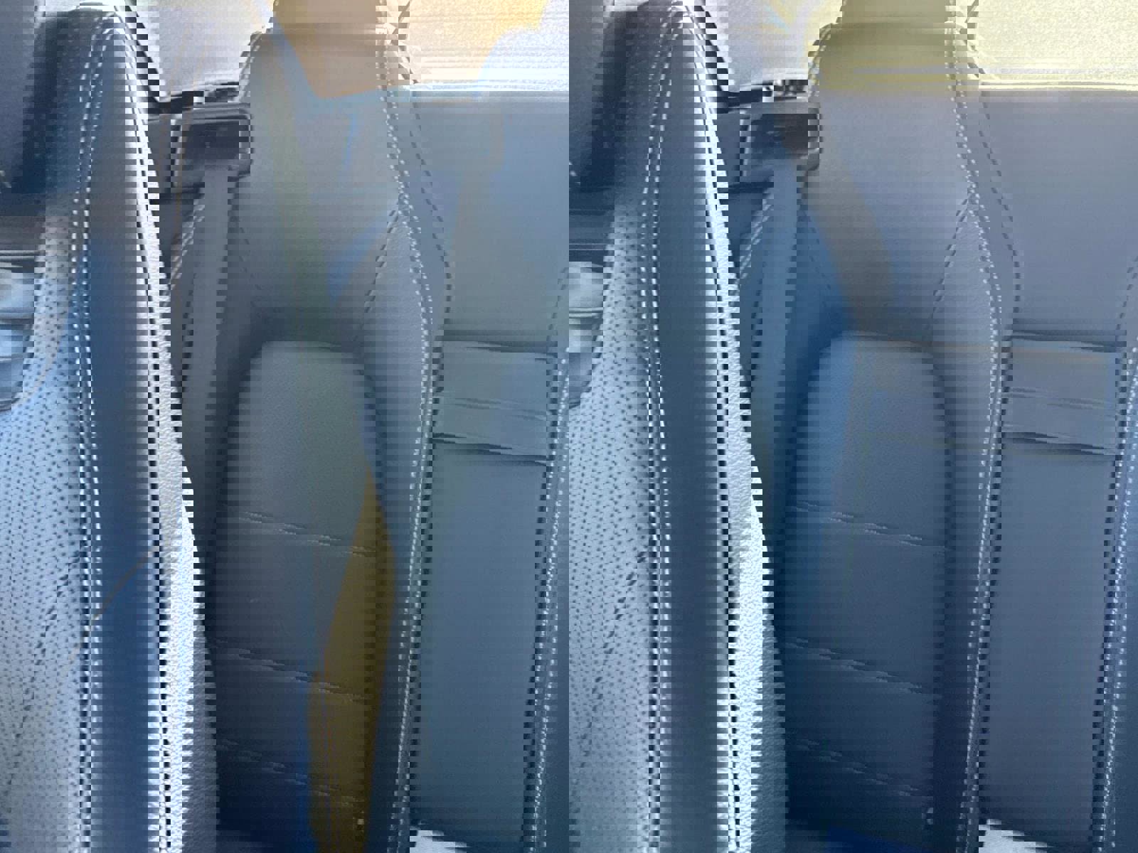 Used 2011 Mercedes-Benz E 550 E 550 image 15