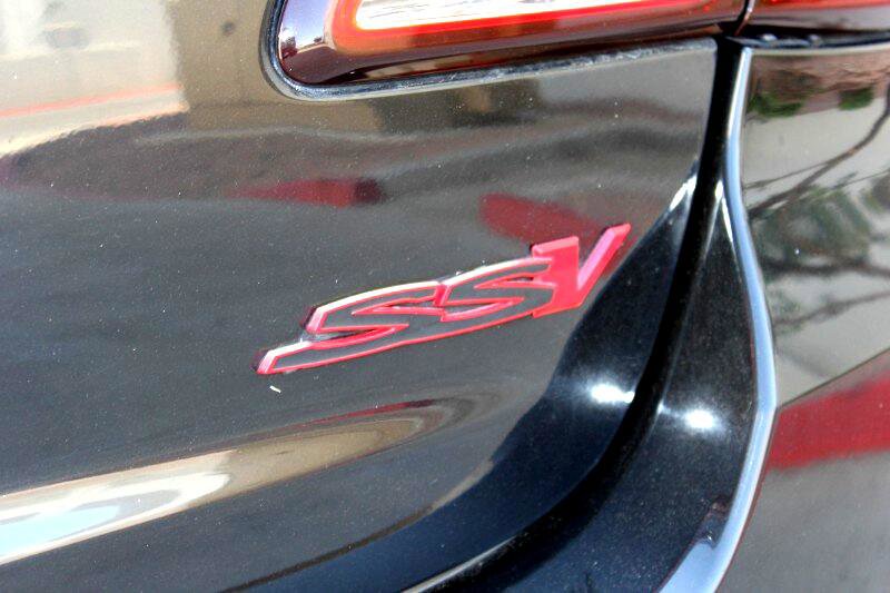 Used 2015 Chevrolet SS image 21