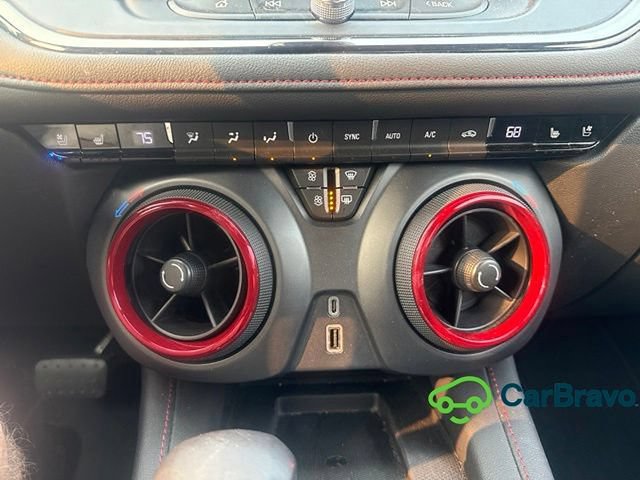 Used 2019 Chevrolet Blazer RS FWD image 19