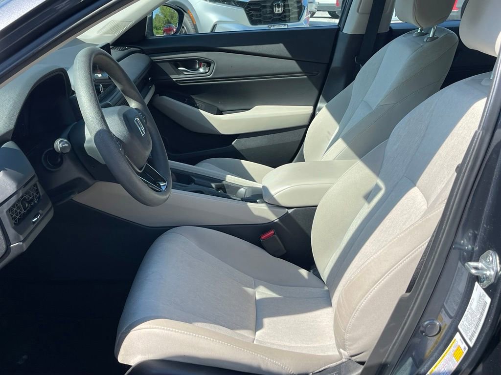 Certified 2023 Honda Accord EX image 8