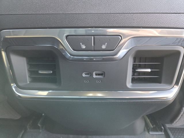 New 2026 Chevrolet Silverado 1500 High Country AWD/4WD image 18