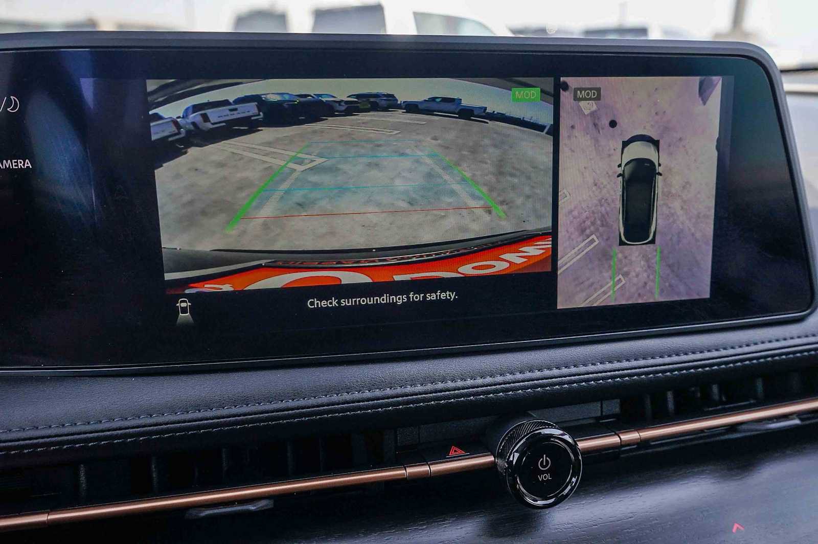 Used 2025 Nissan Ariya FWD image 22