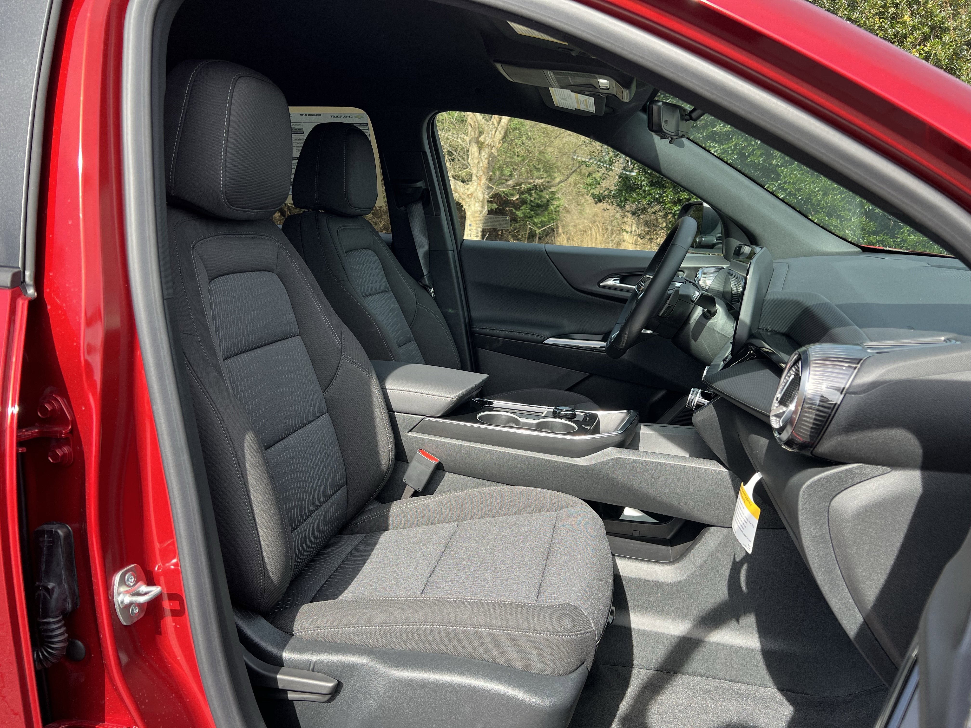 New 2026 Chevrolet Equinox LT w/ Safety and Technology Package image 35