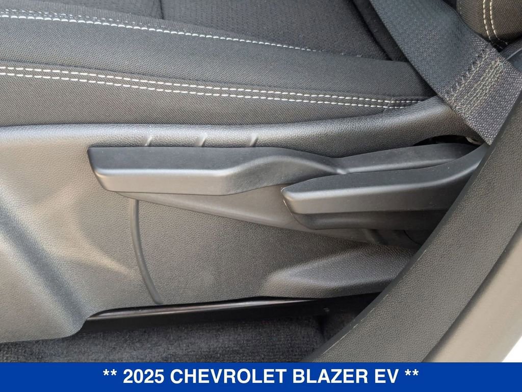 New 2025 Chevrolet Blazer EV LT image 14