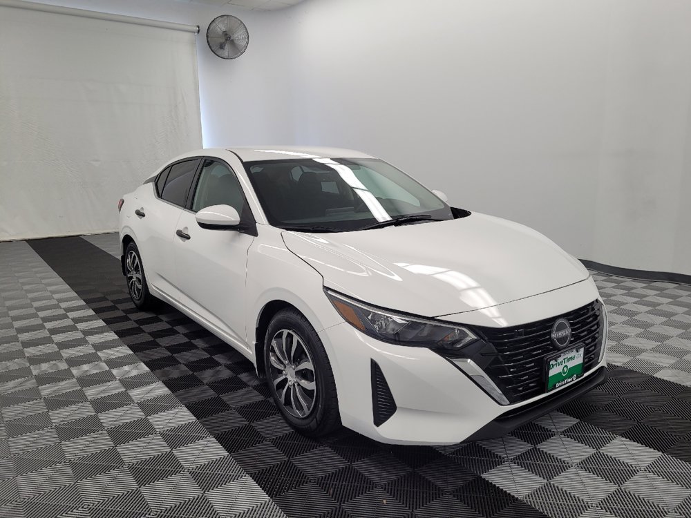 Used 2024 Nissan Sentra S w/ Lighting Package FWD image 13