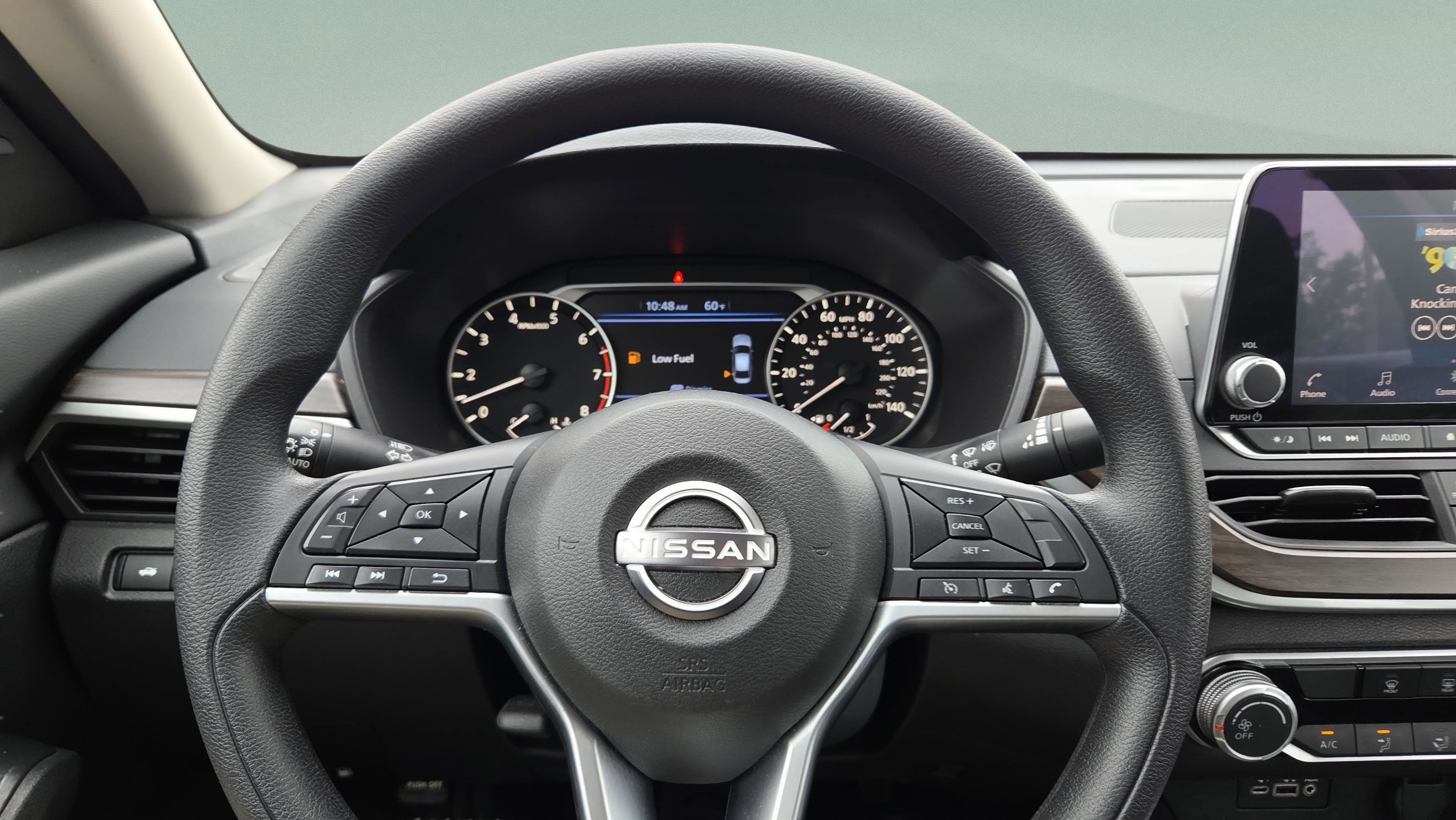 Used 2024 Nissan Altima 2.5 SV image 14