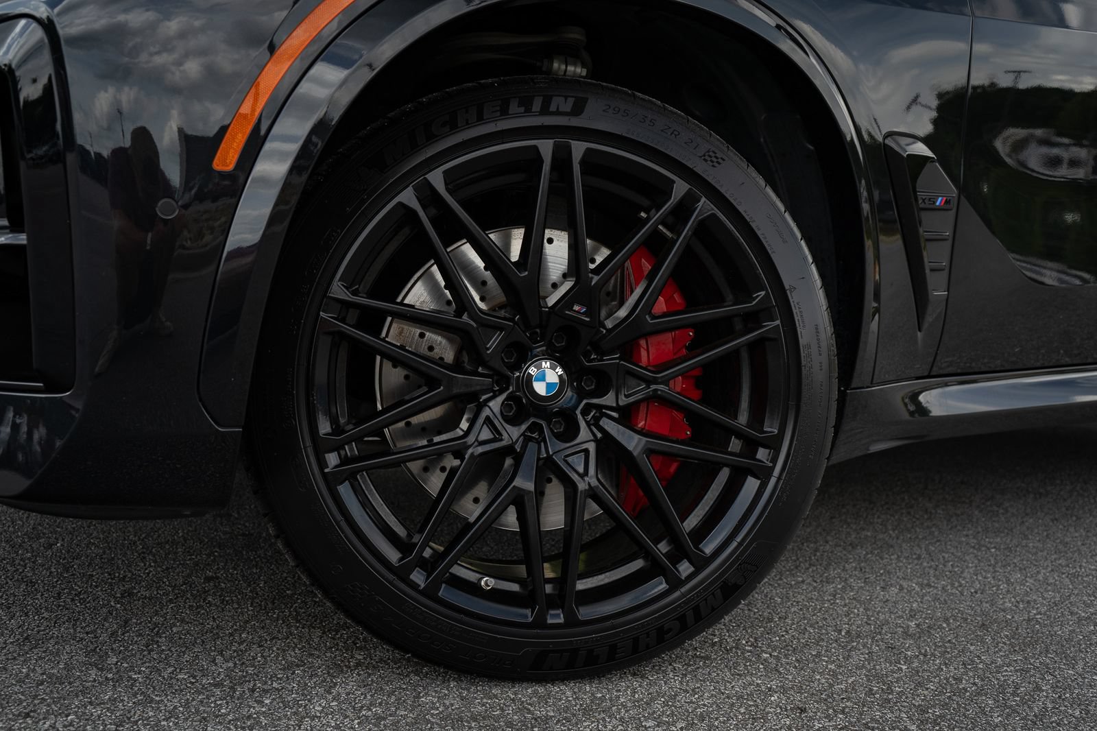 Used 2026 BMW X5 M Competition w/ Executive Package AWD/4WD image 7