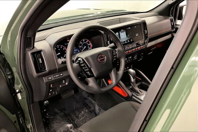 Used 2026 Nissan Frontier PRO-4X w/ Pro-4x Convenience Package AWD/4WD image 16