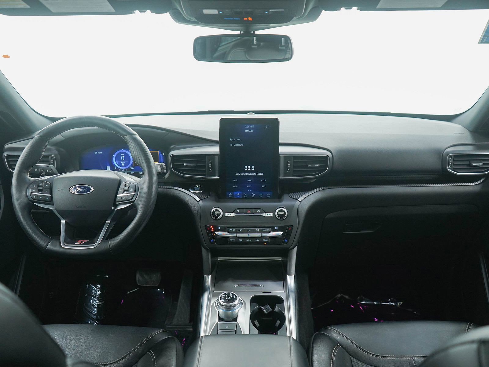 Used 2020 Ford Explorer ST w/ Premium Technology Package image 15