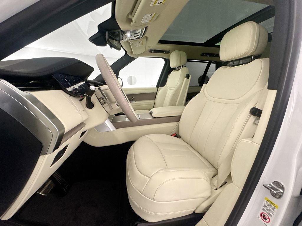 New 2026 Land Rover Range Rover SE image 20