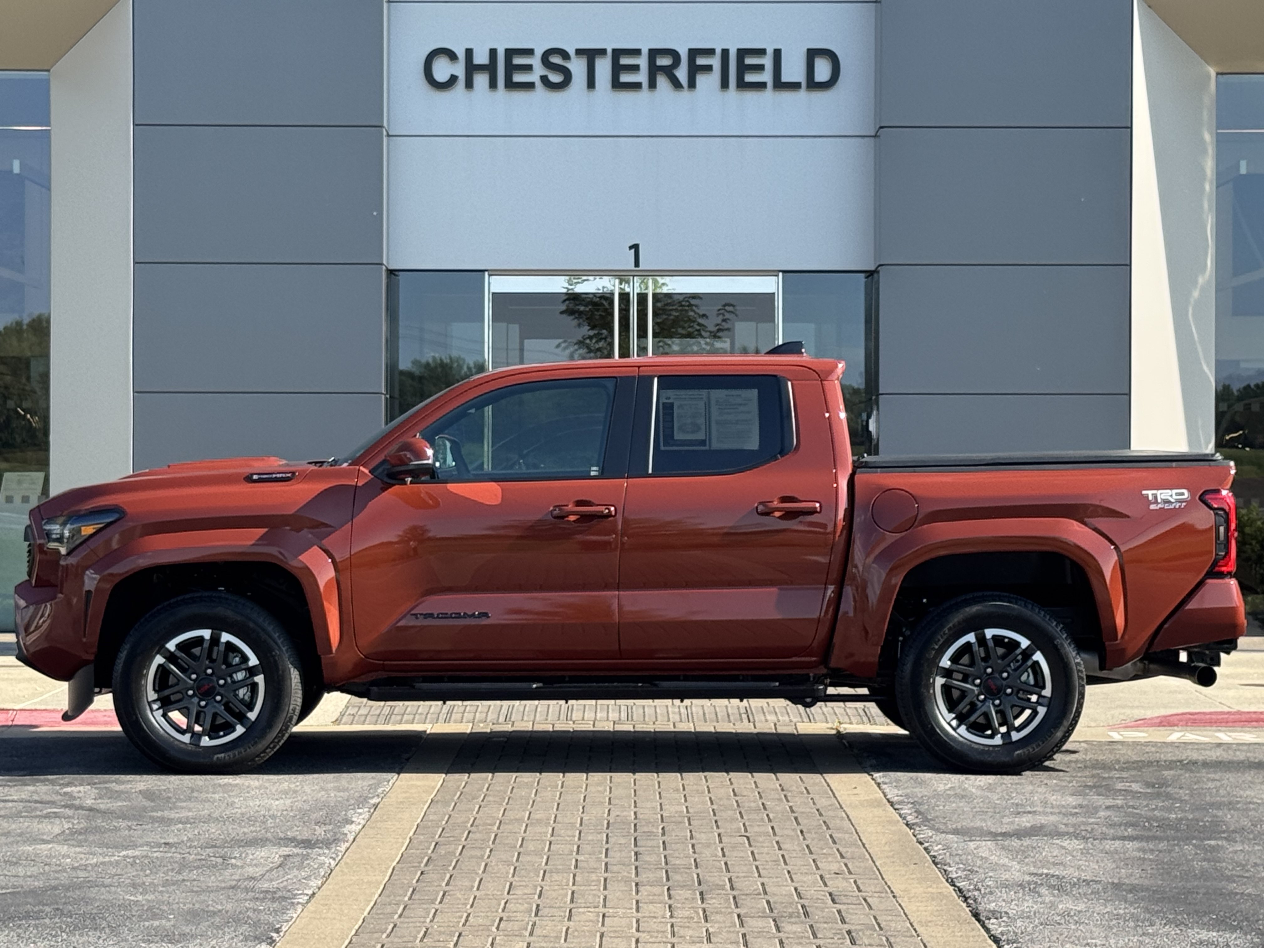 Used 2025 Toyota Tacoma TRD Sport w/ TRD Sport Premium Package AWD/4WD image 6
